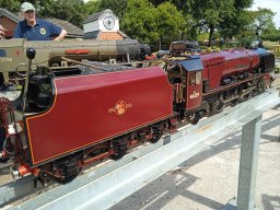 2023-open-weekend-04-a